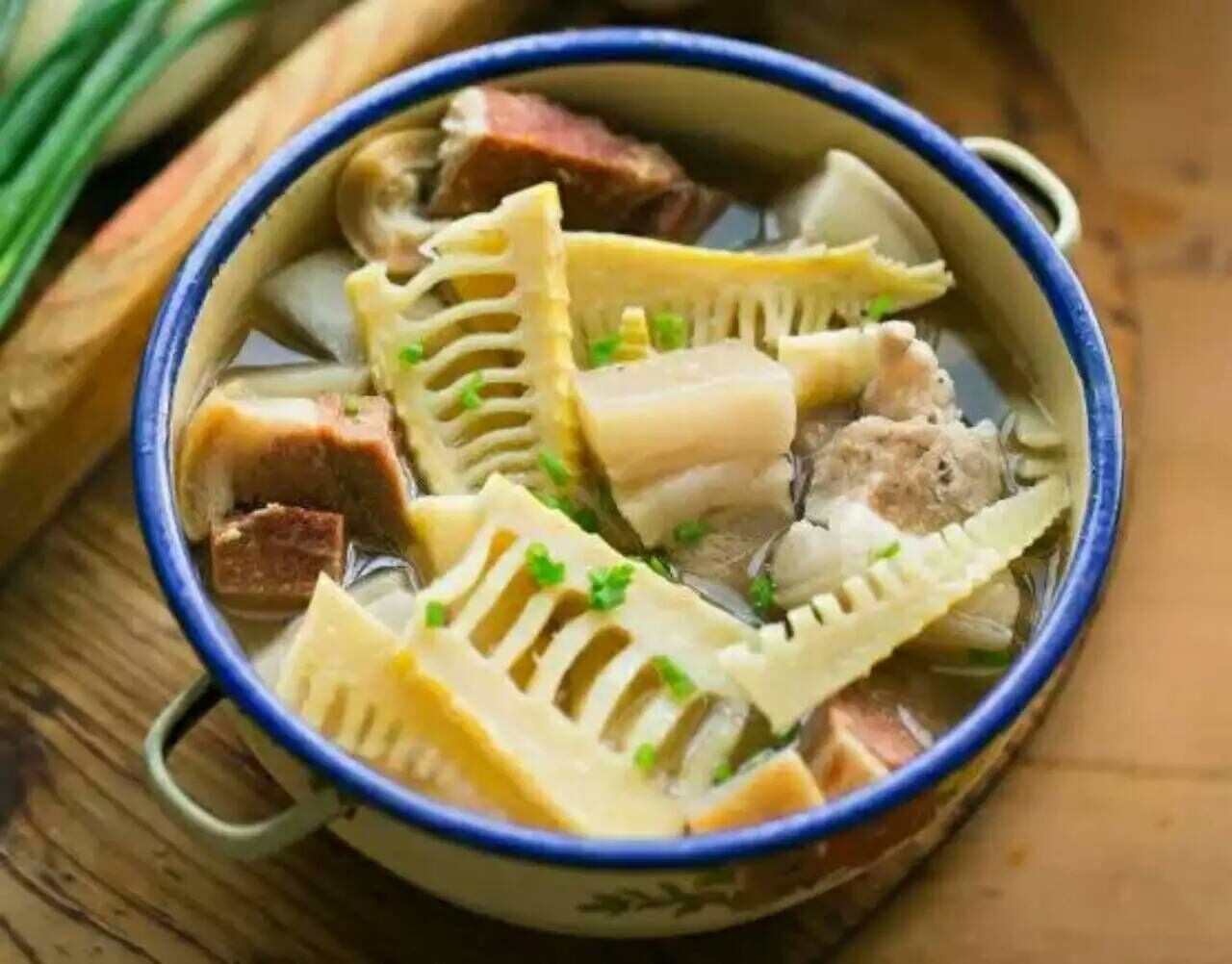 油闷竹笋,面条黄豆,香菇酸豆腐好吗图片