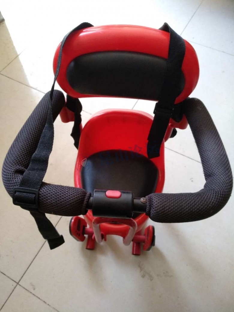 婴儿电动车安全座椅20元城南高铁站