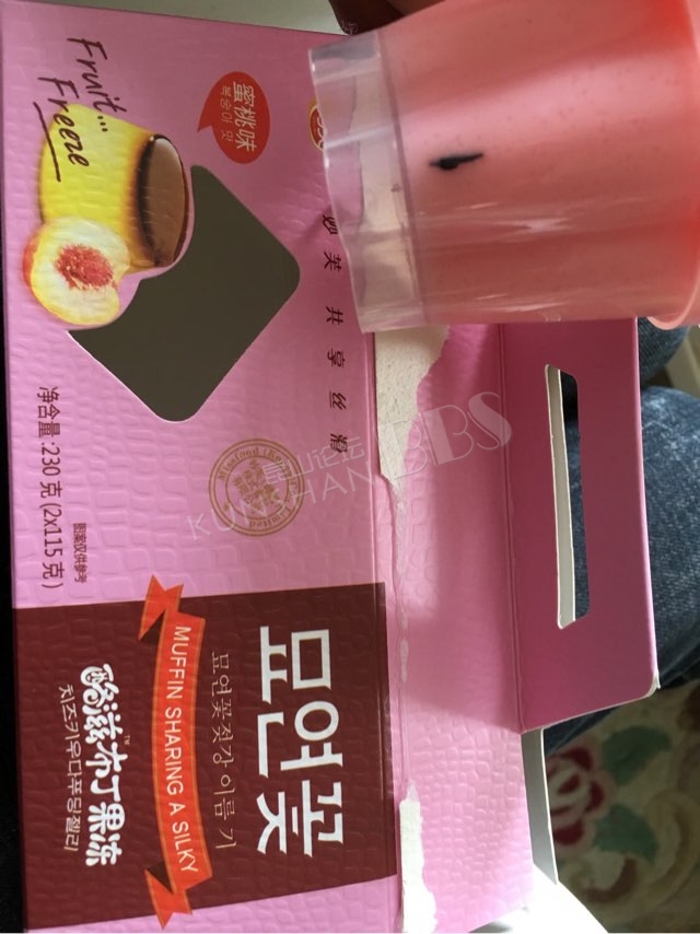 妙芙布丁果冻内出现明显异物,阔怕