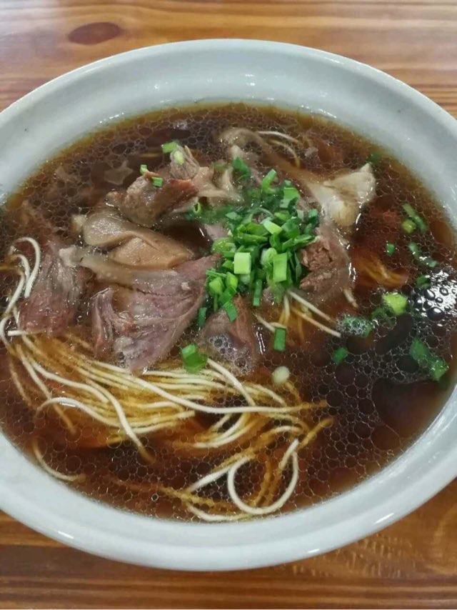 今天去太仓吃了碗正宗双凤羊肉面,味道超级棒