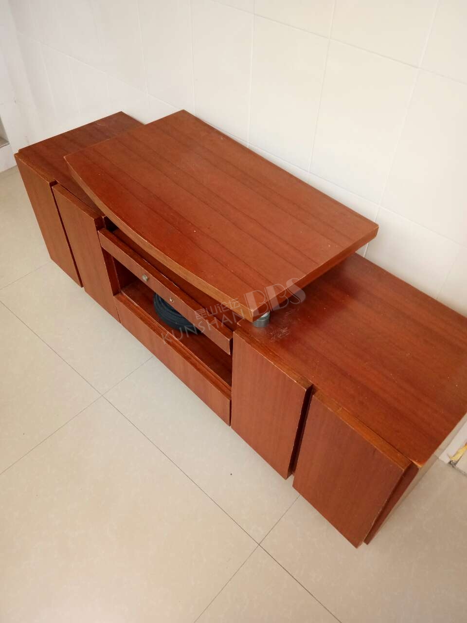 电视柜转让城东自提200元