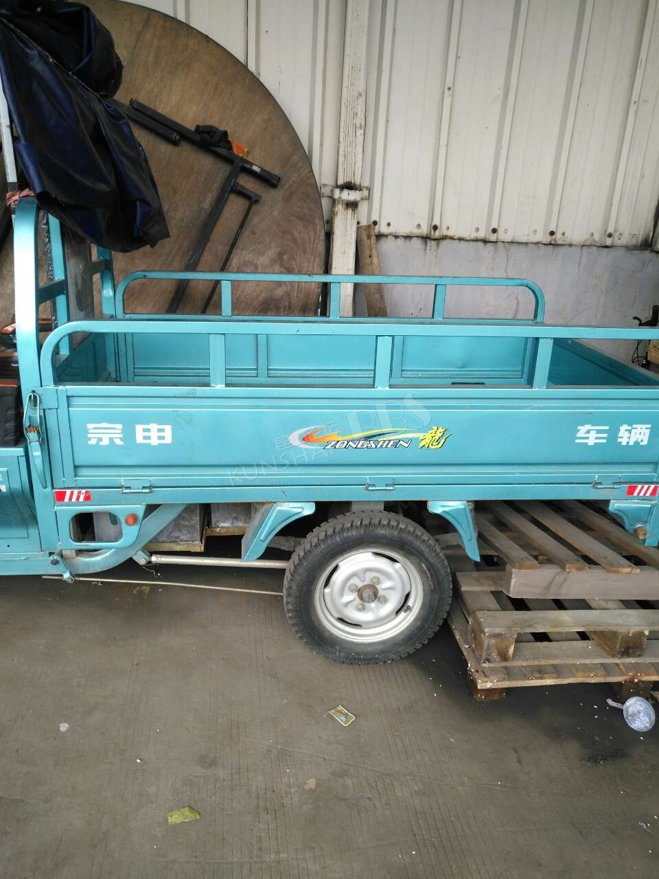 宗申牌三轮车出售