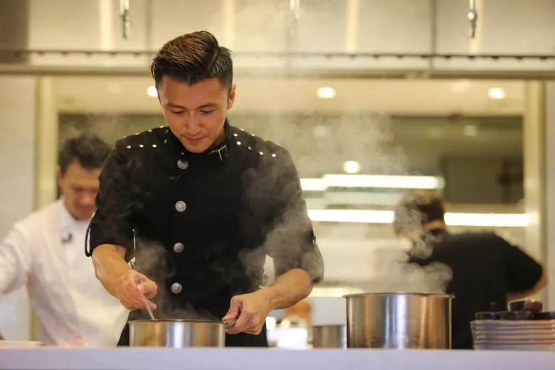 拥抱世界,探索百味,《锋味》远不止于舌尖