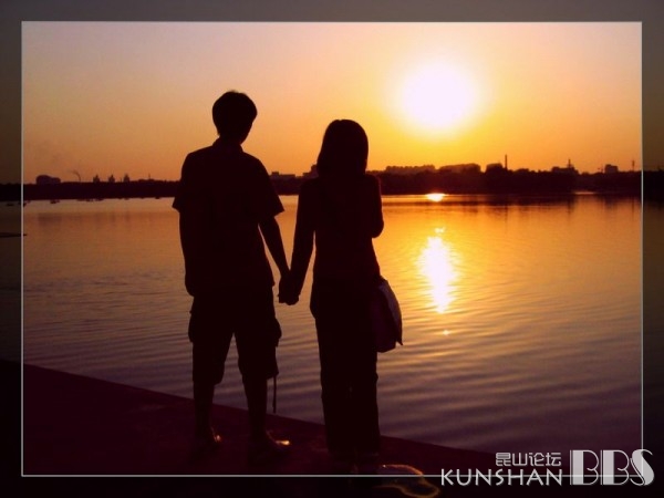 难以忘怀初恋的十大女星