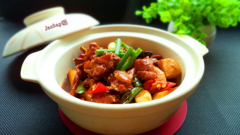 那我就唱歌独角戏:【乡土风情砂锅鸡块】