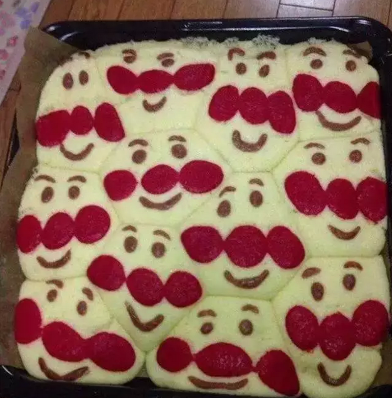 面包人内心:好挤好挤啊~~~挤死了